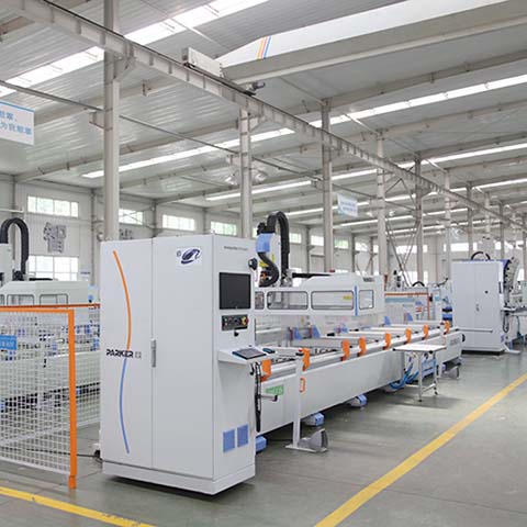 新型高速四軸數(shù)控加工中心